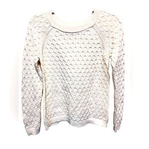 Women’s sweater